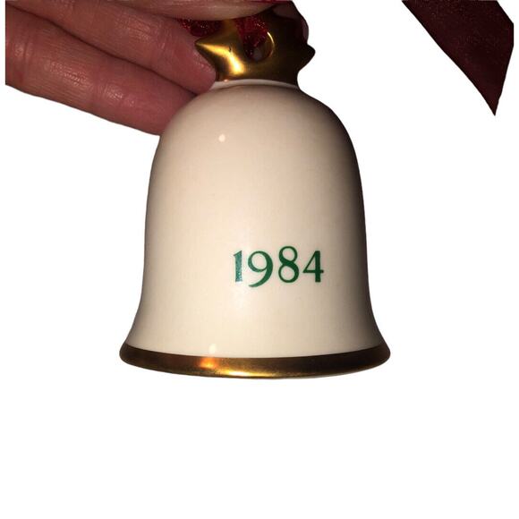 1984 Goebel Hummel Annual Christmas‎ Bell Ornament First Edition - Picture 3 of 5
